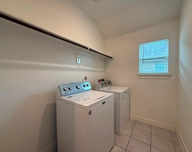 11010 Santiago River Lane - Photo Thumbnail 12