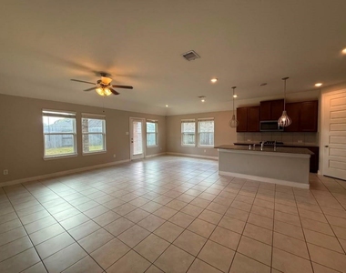 11010 Santiago River Lane - Photo Thumbnail 6