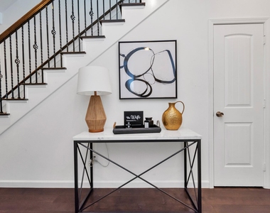 4033 Buck Street - Photo Thumbnail 3
