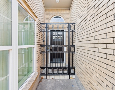 7610 Hopewell Lane - Photo Thumbnail 3