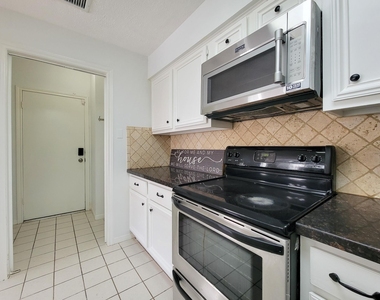 2220 Bering Drive - Photo Thumbnail 20