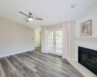 2220 Bering Drive - Photo Thumbnail 31