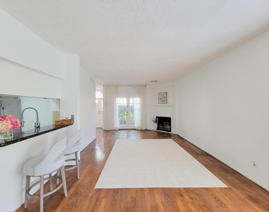 2220 Bering Drive - Photo Thumbnail 14