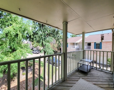 2220 Bering Drive - Photo Thumbnail 36