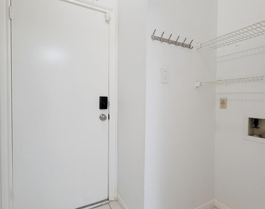 2220 Bering Drive - Photo Thumbnail 21