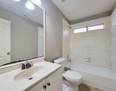 5322 Rivergate Drive - Photo Thumbnail 20