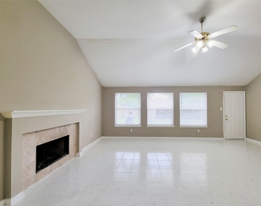 5322 Rivergate Drive - Photo Thumbnail 3