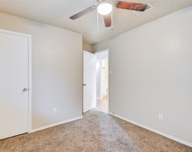 13106 Townwood Drive - Photo Thumbnail 9