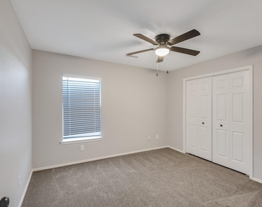 11714 Pinos Altos Drive - Photo Thumbnail 23