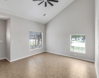 11714 Pinos Altos Drive - Photo Thumbnail 8