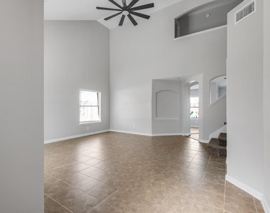 11714 Pinos Altos Drive - Photo Thumbnail 5