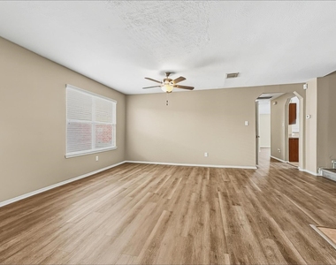 21406 Sunrise Brook Lane - Photo Thumbnail 4