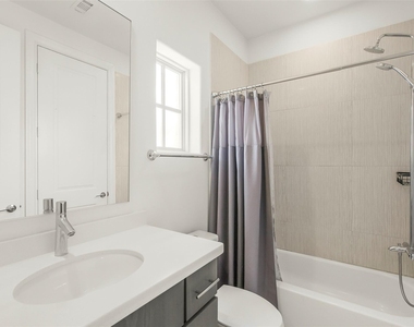 4010 University Grove Street - Photo Thumbnail 33