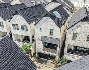 4010 University Grove Street - Photo Thumbnail 40