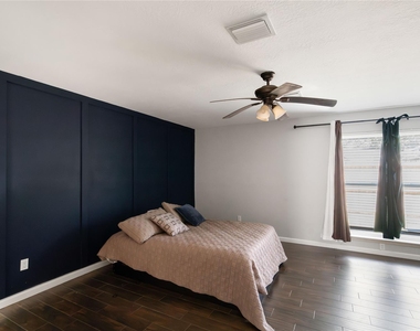 11215 Birchwood Drive - Photo Thumbnail 8