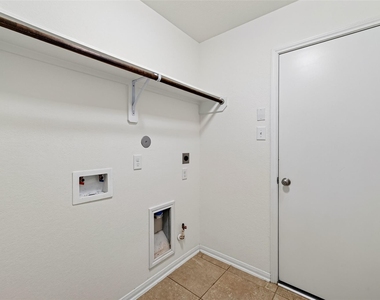 3315 Madison Elm Street - Photo Thumbnail 18