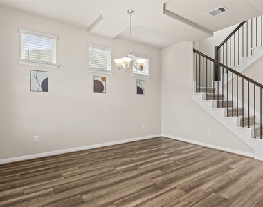 7219 Melrose Lane - Photo Thumbnail 4