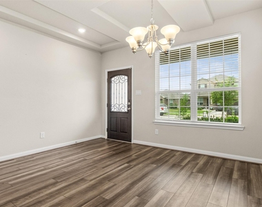 7219 Melrose Lane - Photo Thumbnail 3