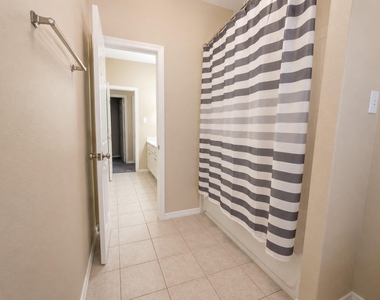 2409 Deerwood Court - Photo Thumbnail 24