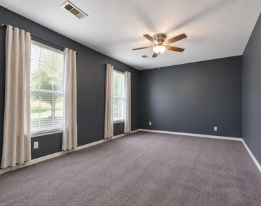 2409 Deerwood Court - Photo Thumbnail 14