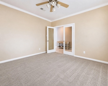 2409 Deerwood Court - Photo Thumbnail 4