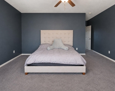 2409 Deerwood Court - Photo Thumbnail 16
