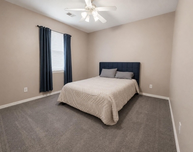 2409 Deerwood Court - Photo Thumbnail 20