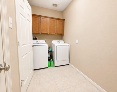 2409 Deerwood Court - Photo Thumbnail 27