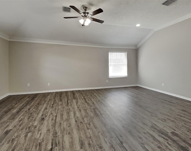 20423 Drakewood Drive - Photo Thumbnail 1