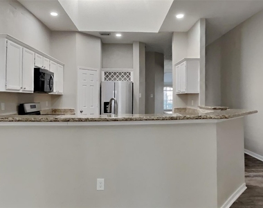 20423 Drakewood Drive - Photo Thumbnail 5