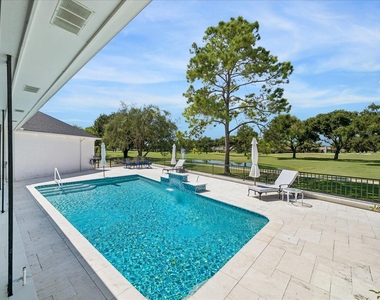 1326 Sugar Creek Boulevard - Photo Thumbnail 27