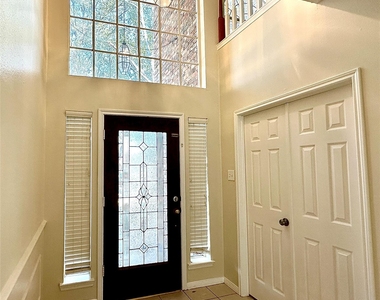 3302 Richland Drive - Photo Thumbnail 2