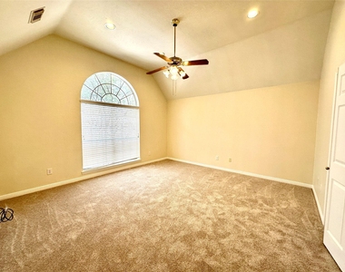 3302 Richland Drive - Photo Thumbnail 18