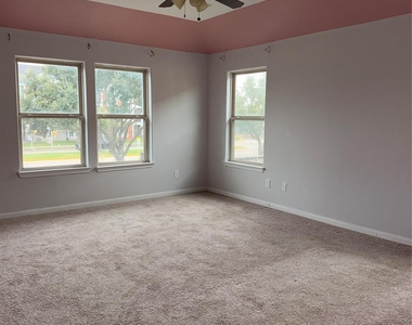 17039 Wilthorne Gardens Court - Photo Thumbnail 9