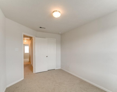 9315 Ratama Creek Lane - Photo Thumbnail 16