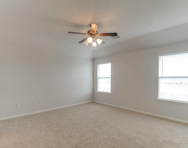 9315 Ratama Creek Lane - Photo Thumbnail 10