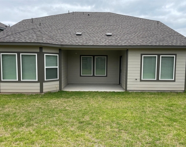 1543 King Ranch Road - Photo Thumbnail 12