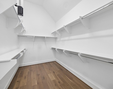 3306 W 12th Street - Photo Thumbnail 19