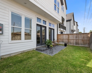 3306 W 12th Street - Photo Thumbnail 25