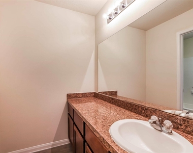 12716 Rio Nueces Lane - Photo Thumbnail 11