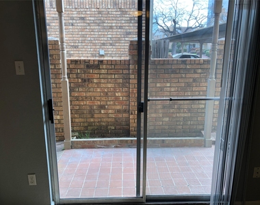 10615 Briar Forest Drive - Photo Thumbnail 7