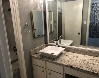 10615 Briar Forest Drive - Photo Thumbnail 10