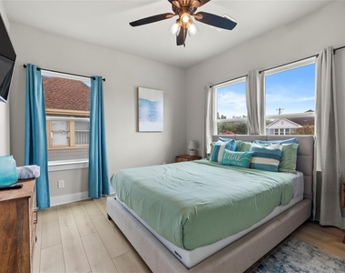 2406 Truxillo Street - Photo Thumbnail 13