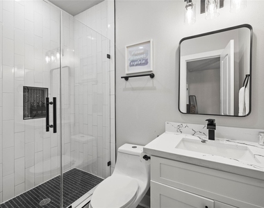 2406 Truxillo Street - Photo Thumbnail 12