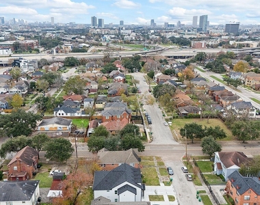 2406 Truxillo Street - Photo Thumbnail 18