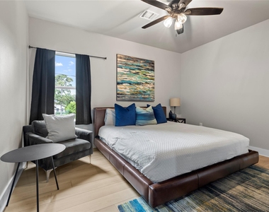 2406 Truxillo Street - Photo Thumbnail 11