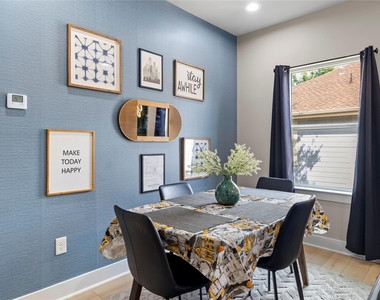 2406 Truxillo Street - Photo Thumbnail 9