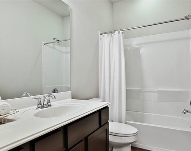 59 Woodland Hills Drive - Photo Thumbnail 14