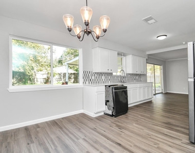 9622 Vilven Lane - Photo Thumbnail 21