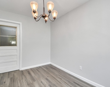 9622 Vilven Lane - Photo Thumbnail 22